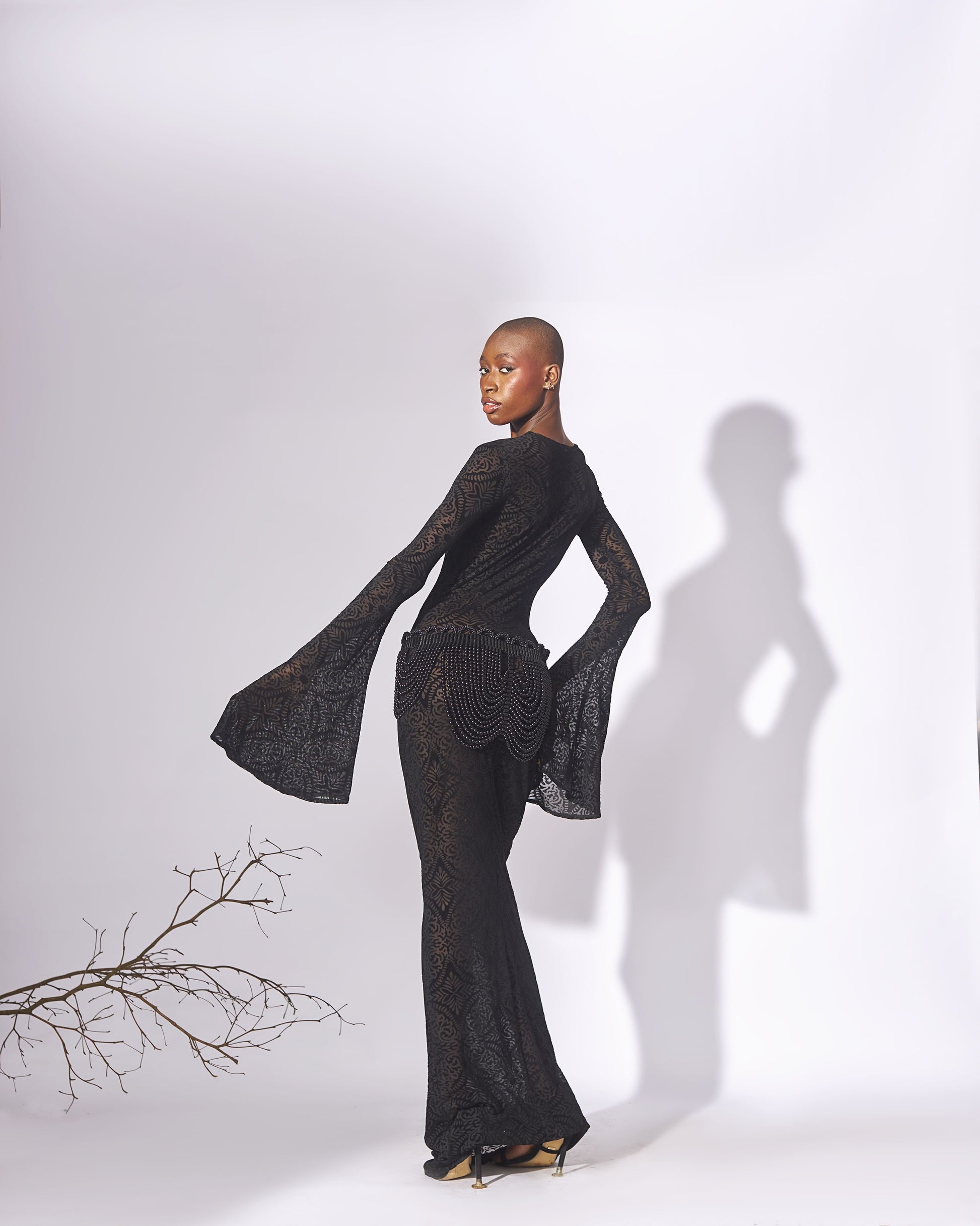 Uyi Velvet Waist Bead Dress - Hertunba