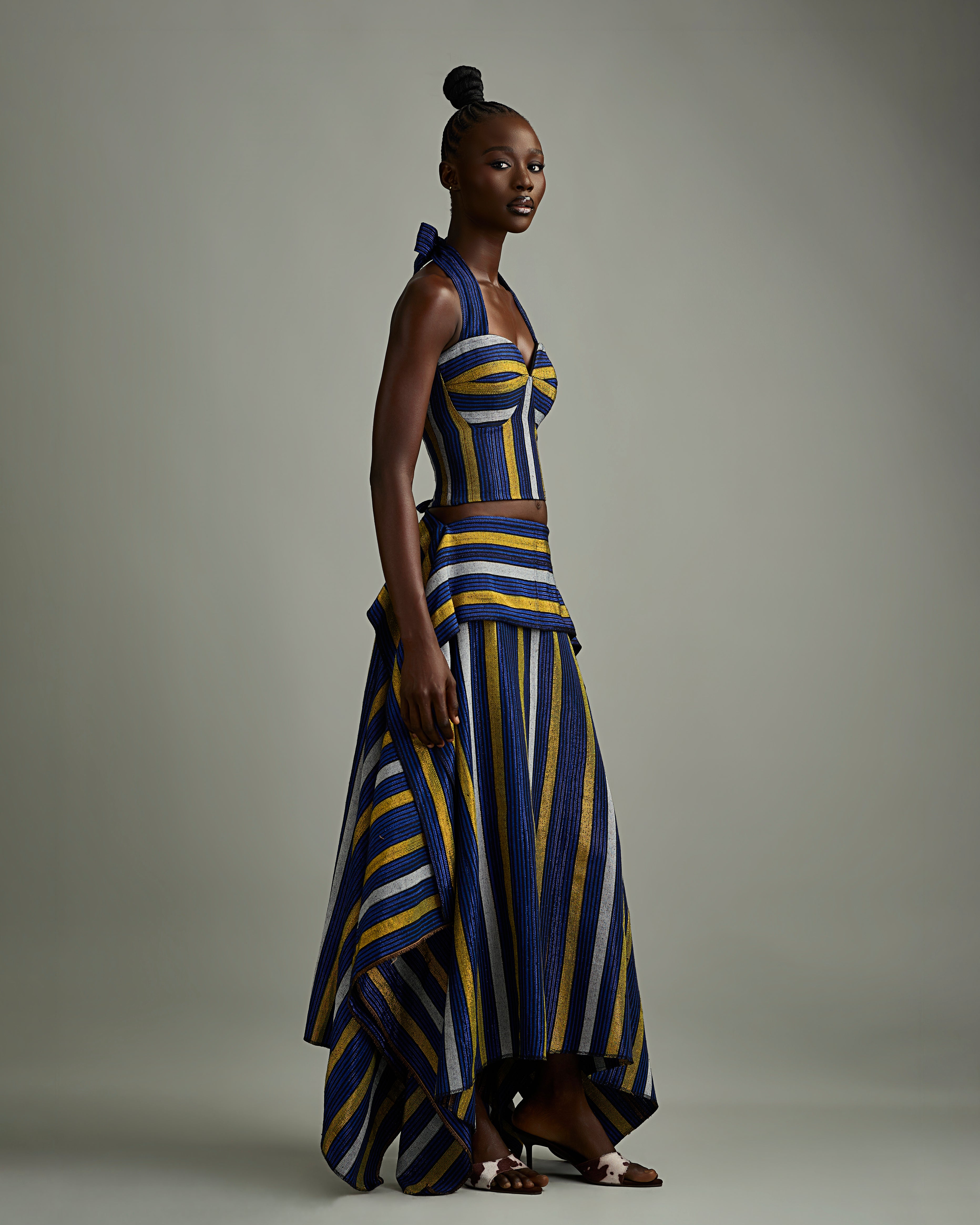 Ure woven Skirt in blue – Hertunba