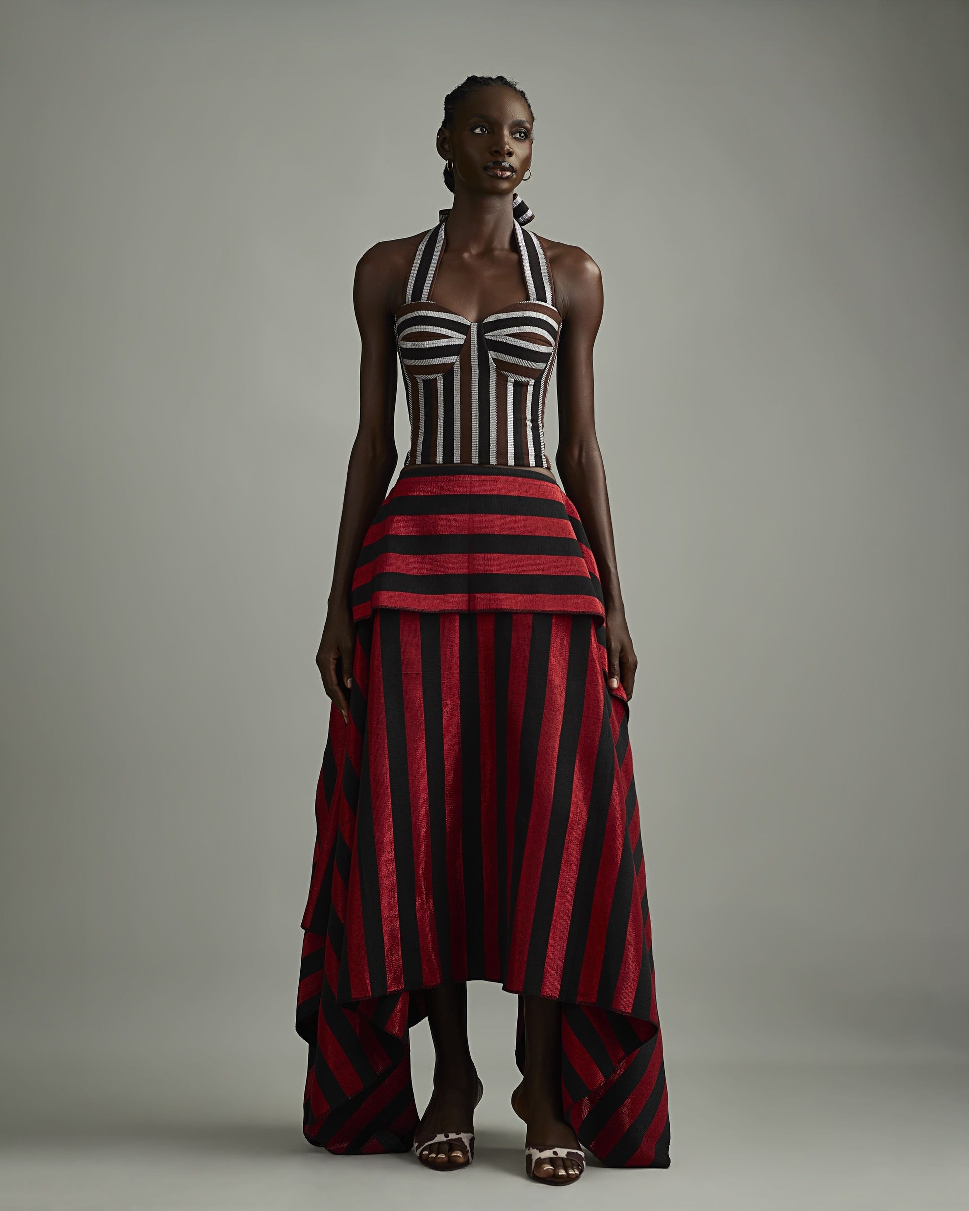 Ure woven skirt in red Hertunba