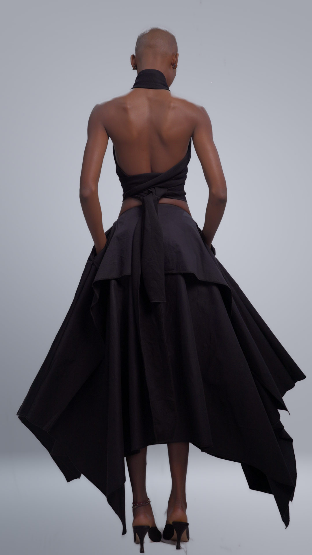 Ure skirt in black Hertunba