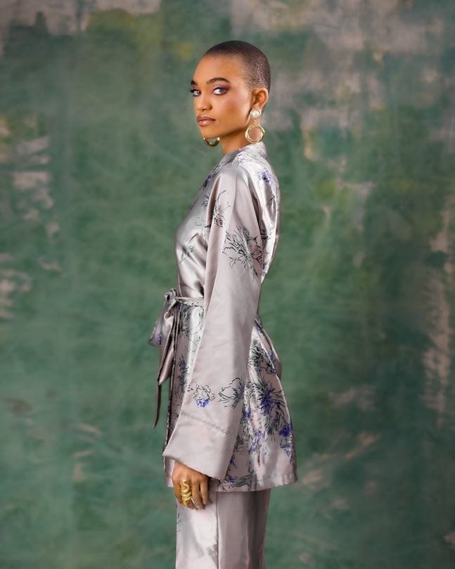 Adisa Silver Silk Set - Hertunba