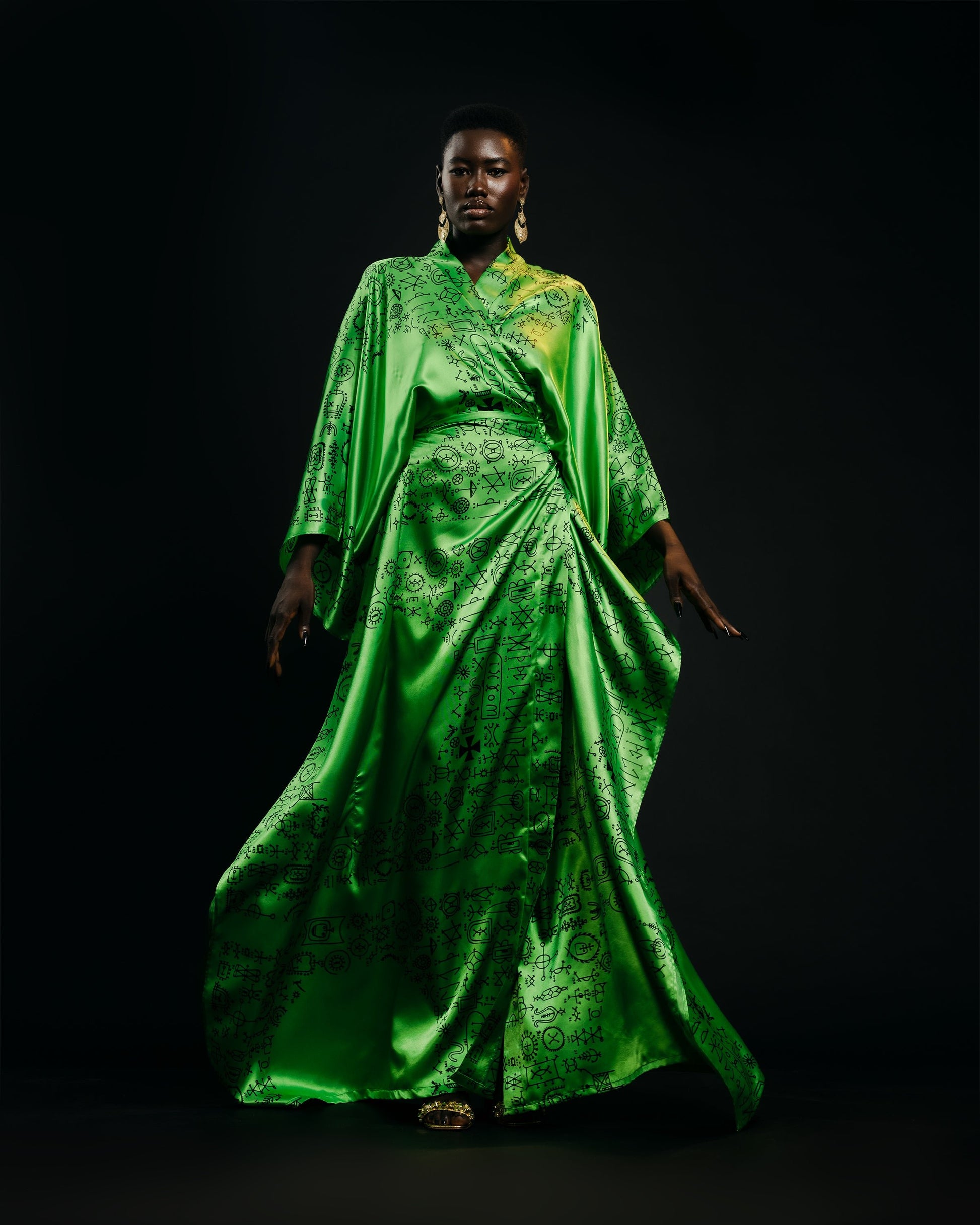 The Udi Robe - Hertunba