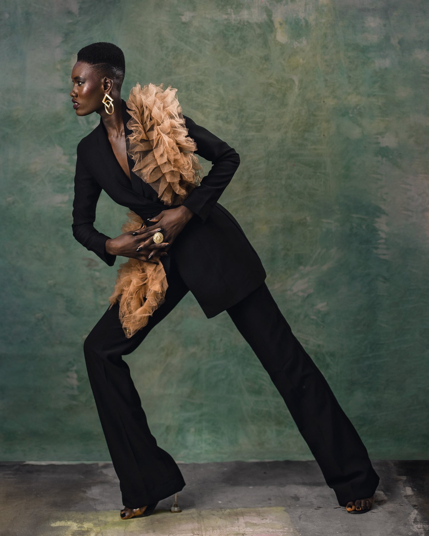Titi Tulle Suit - Hertunba